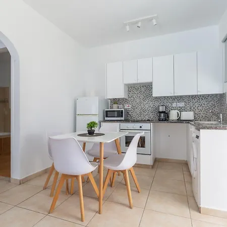 Appartamento Beautiful One Bed In Paphos