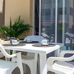 Beautiful One Bed In Apartment *