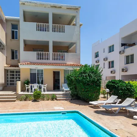Beautiful One Bed In Appartement Paphos