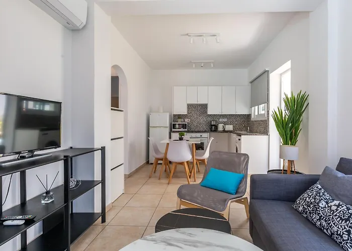 Beautiful One Bed In Apartamento Pafos