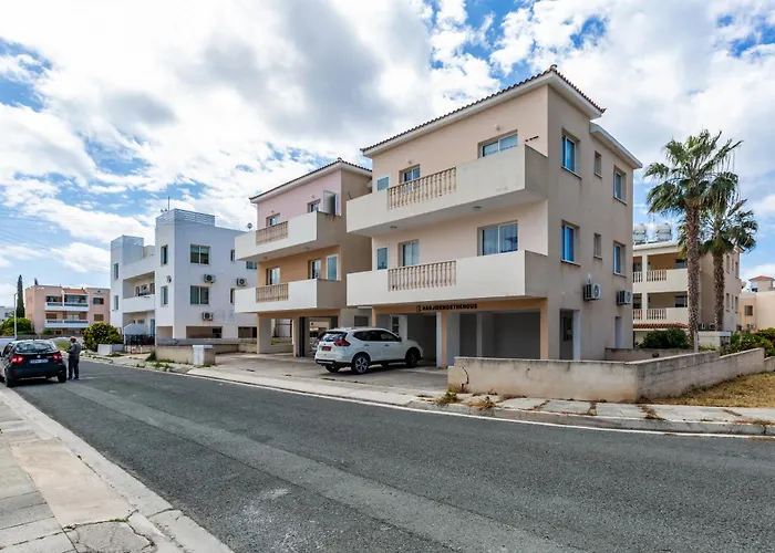 Beautiful One Bed In Apartamento