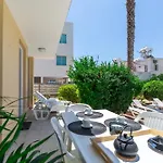 Beautiful One Bed In